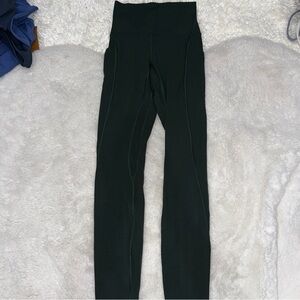 Align leggings with pockets